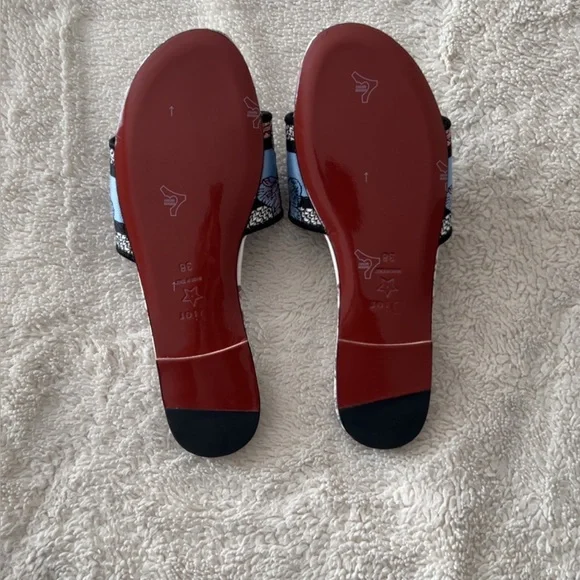 Dior Slides, size 38, price reflects - Picture 4 of 4